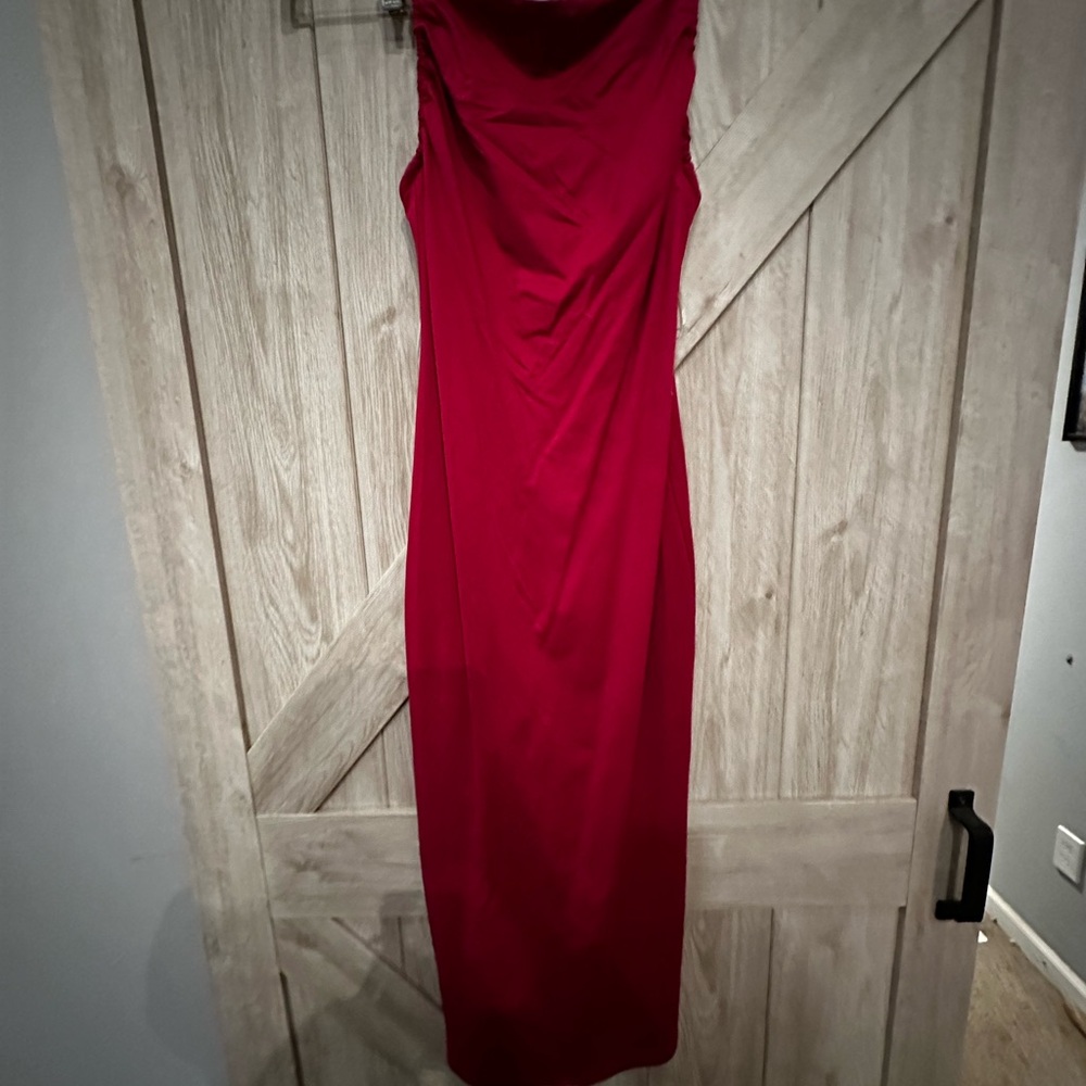 Elegant Red Evening Dress